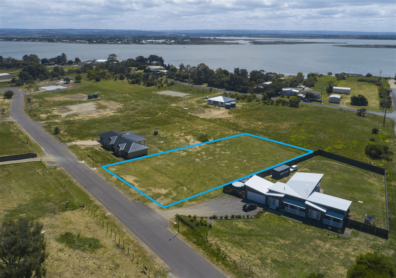 4 Collet Drive, HINDMARSH ISLAND, SA 5214