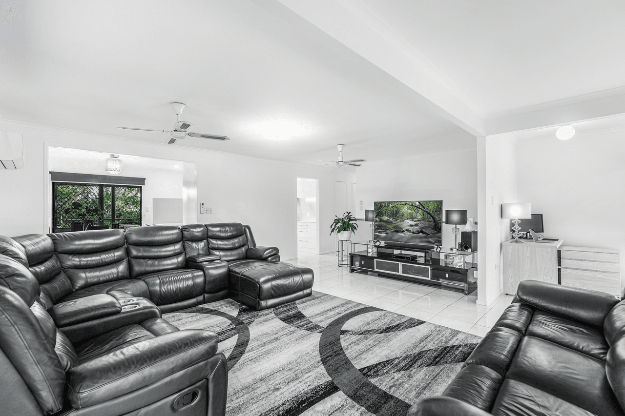 72 Wentworth Drive, Capalaba, QLD 4157