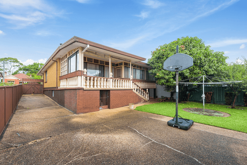 6 Herbert Street, DULWICH HILL, NSW 2203