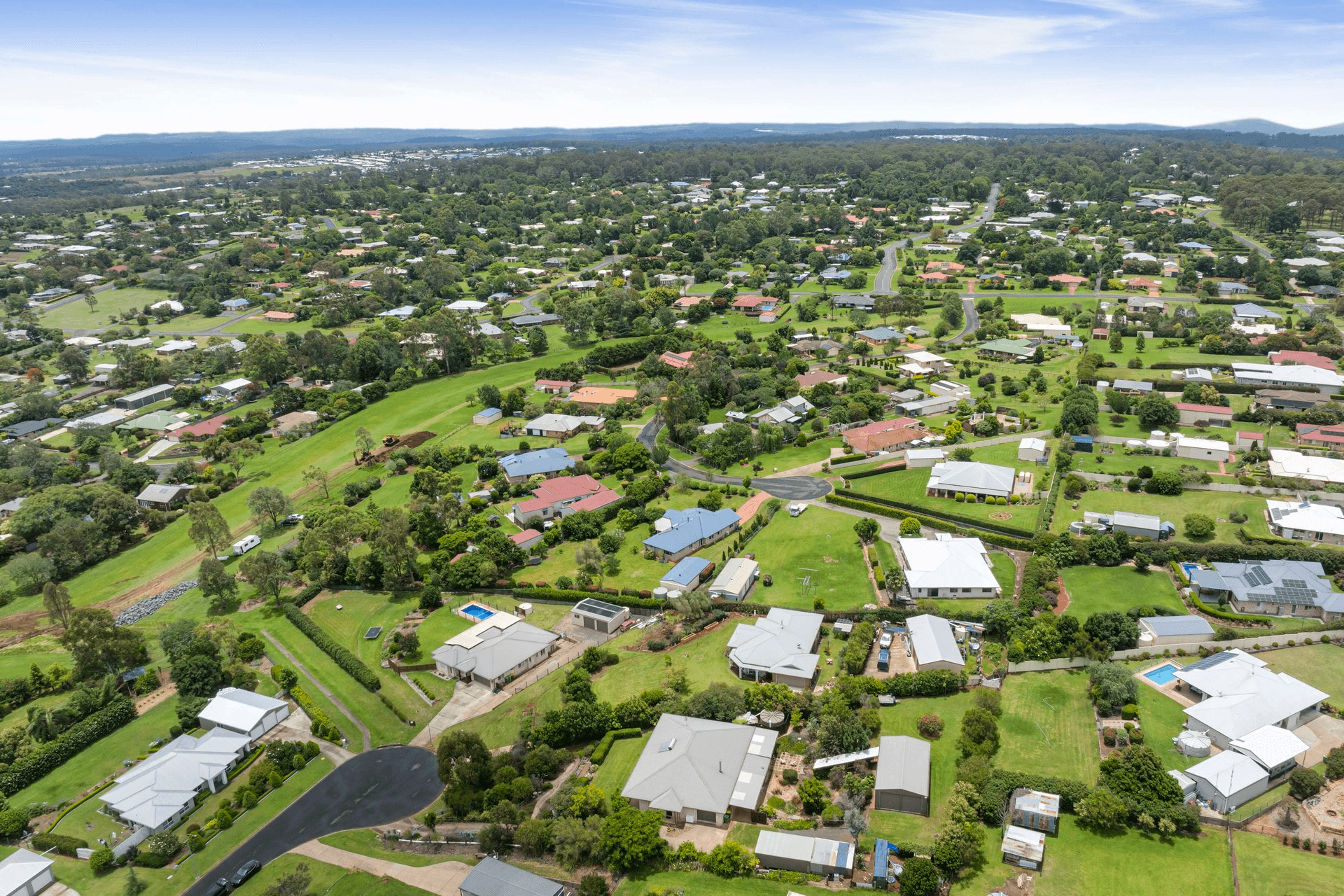 5 Mountview Court, Highfields, QLD 4352