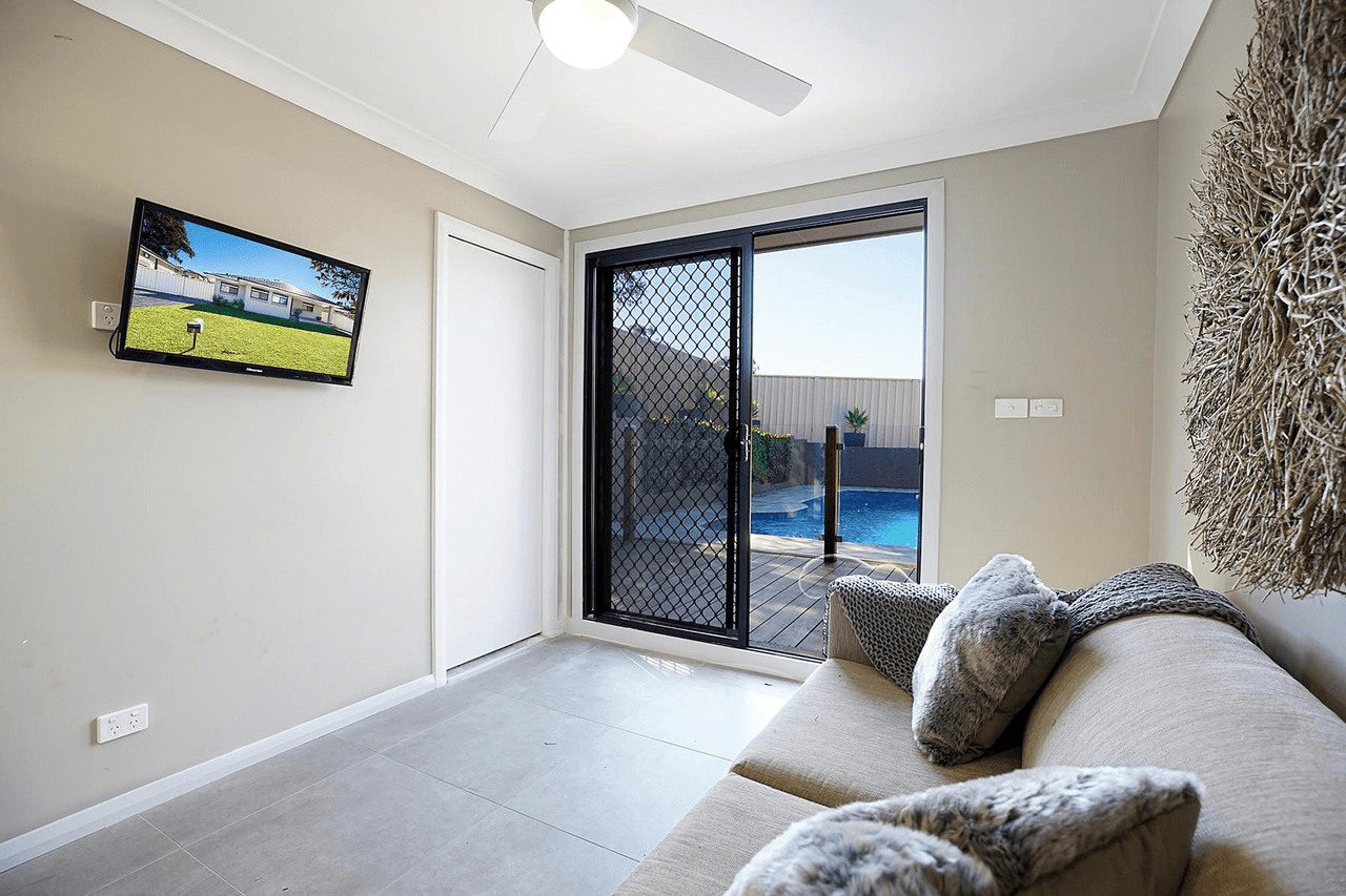 104 Henry Lawson Avenue, WERRINGTON COUNTY, NSW 2747