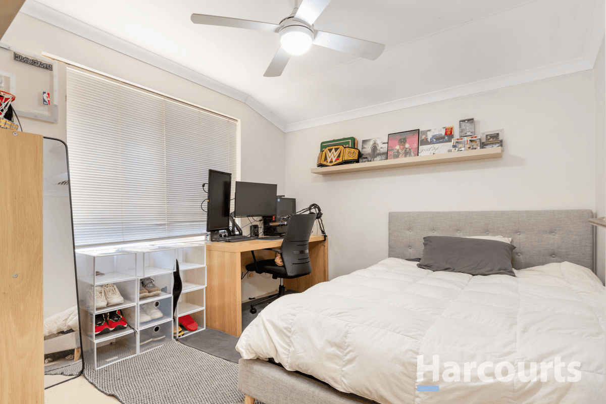 4 Nairana Place, CURRAMBINE, WA 6028