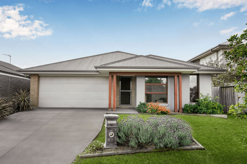 18 Loudon Crescent, COBBITTY, NSW 2570