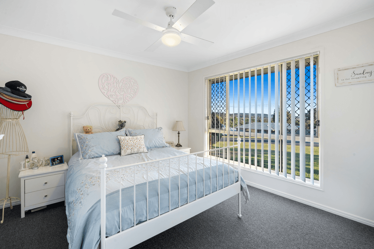 40 Ladner Street, DRAYTON, QLD 4350