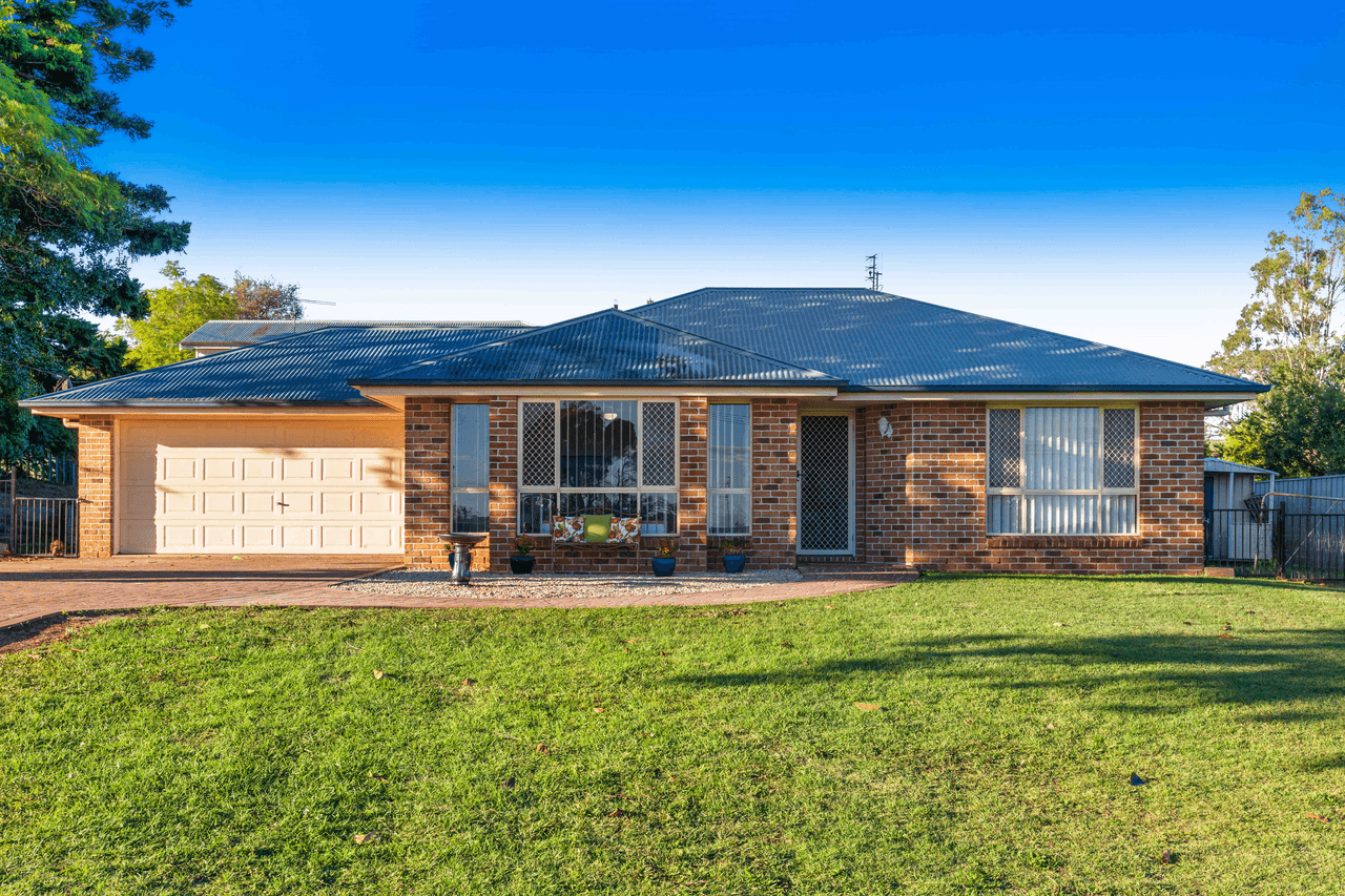 40 Ladner Street, DRAYTON, QLD 4350