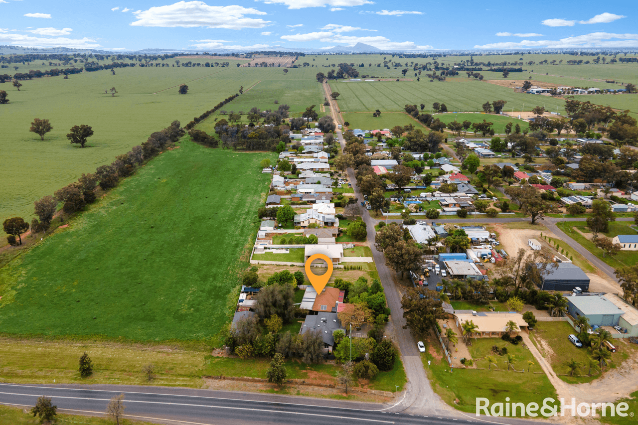 3 Bristol Street, COLLINGULLIE, NSW 2650