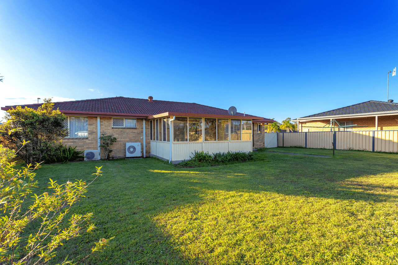 23 Hickory Crescent, TAREE, NSW 2430