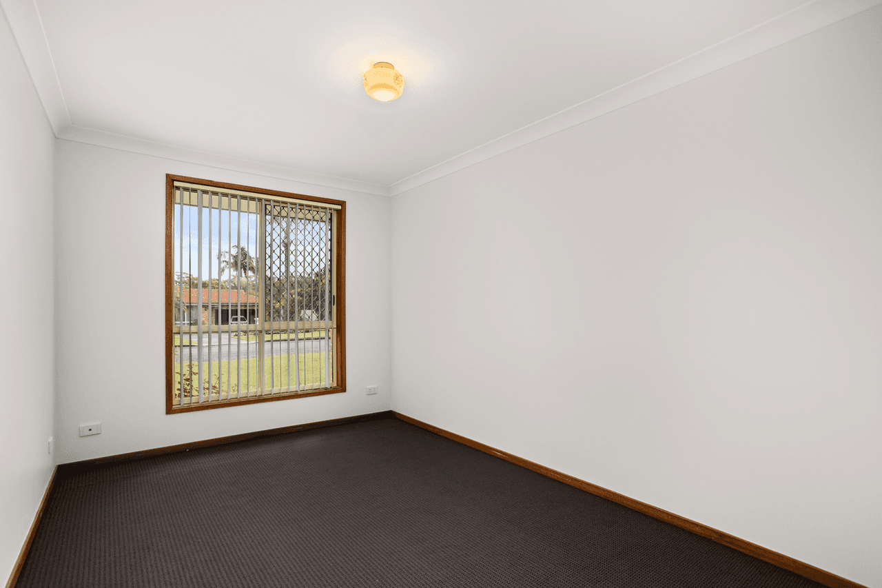 23 Hickory Crescent, TAREE, NSW 2430