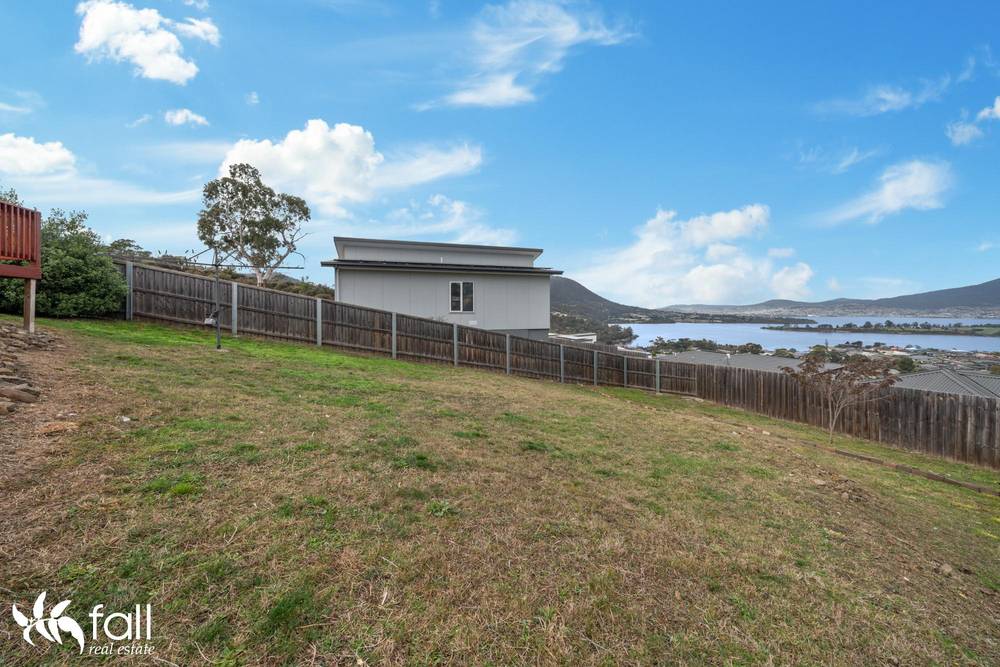 29 Ashgrove Crescent, OLD BEACH, TAS 7017
