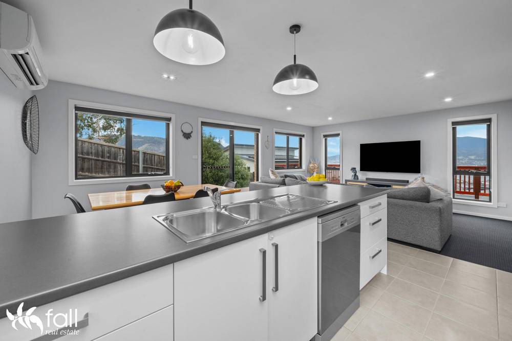 29 Ashgrove Crescent, OLD BEACH, TAS 7017