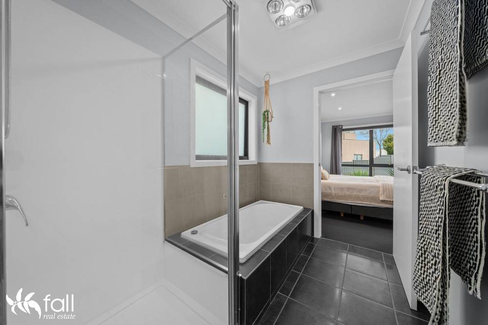 29 Ashgrove Crescent, OLD BEACH, TAS 7017
