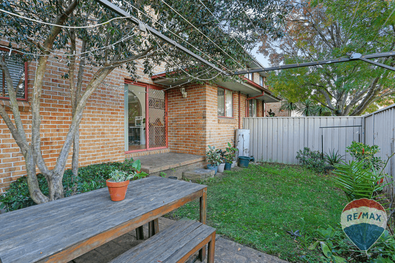 4/4 DERBY STREET, KINGSWOOD, NSW 2747