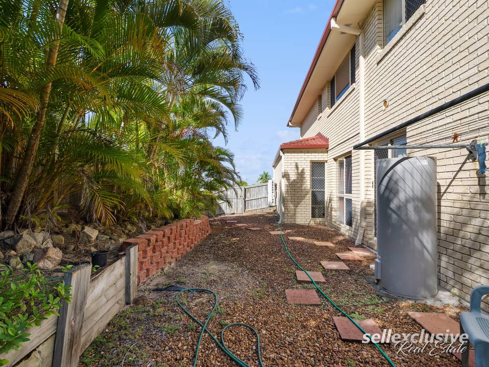 221 Endeavour Drive, Banksia Beach, QLD 4507