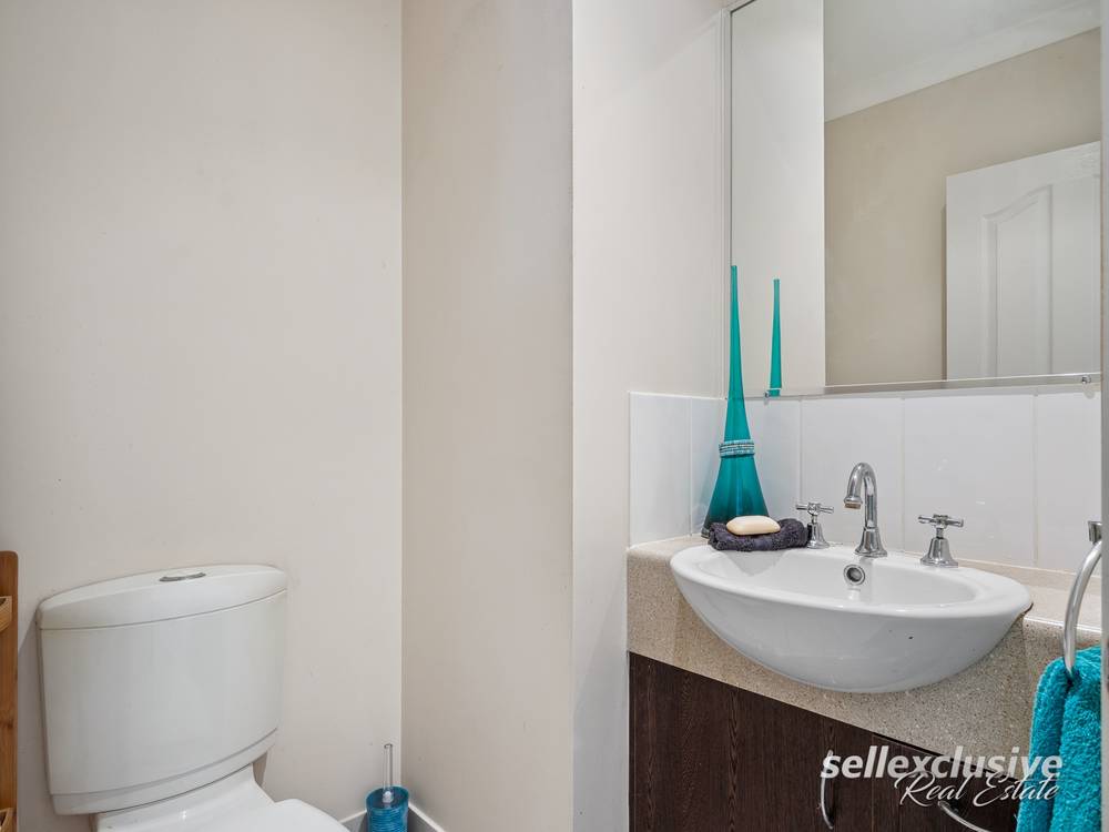 221 Endeavour Drive, Banksia Beach, QLD 4507