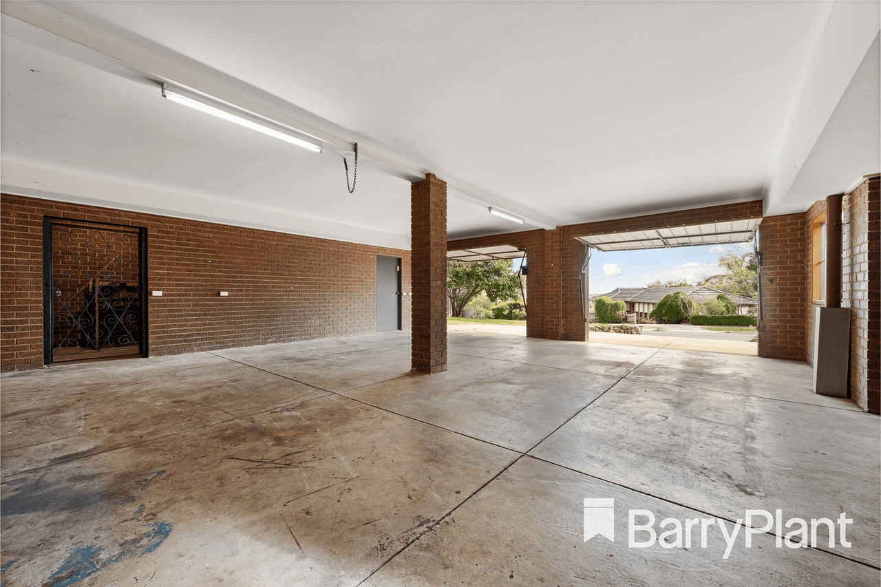 6 Munster Court, Endeavour Hills, VIC 3802