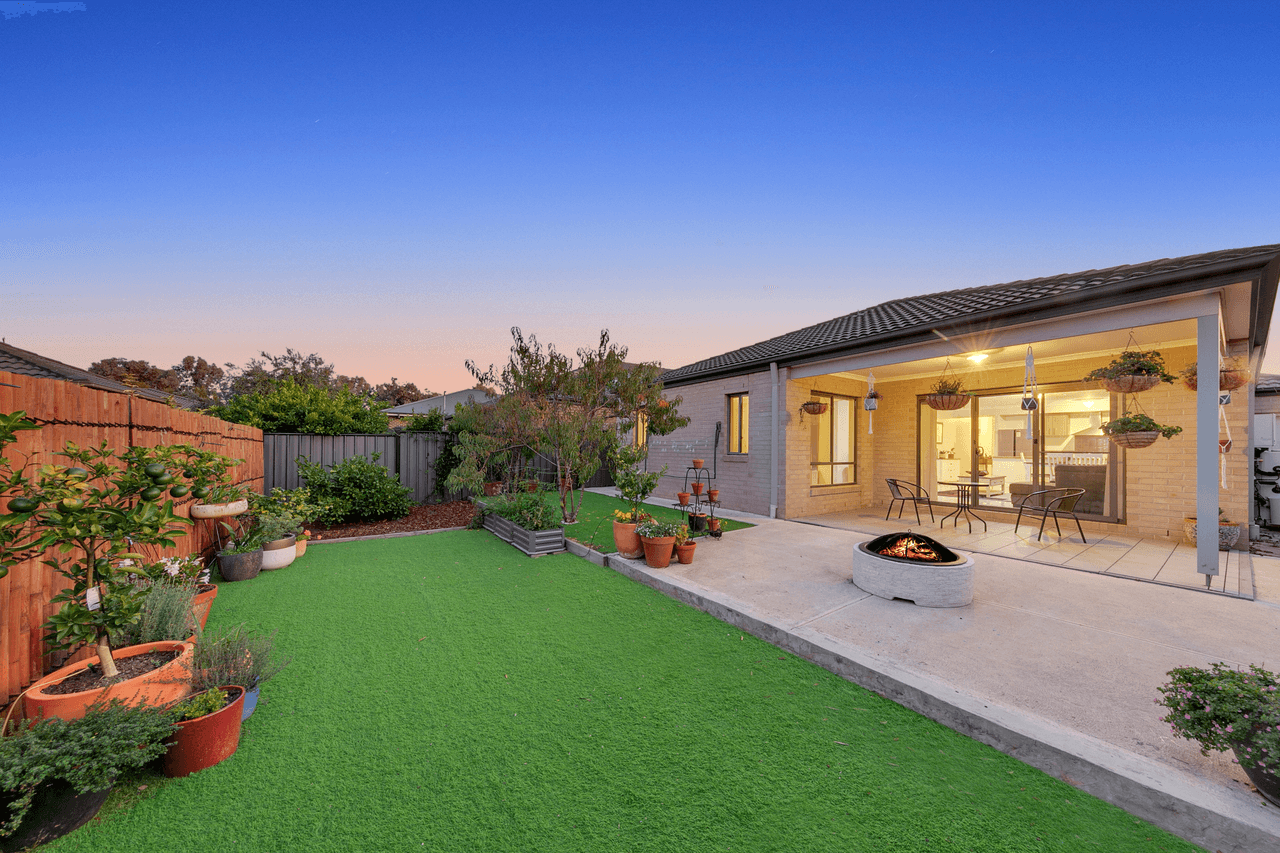 10 Strachan Rise, MERNDA, VIC 3754