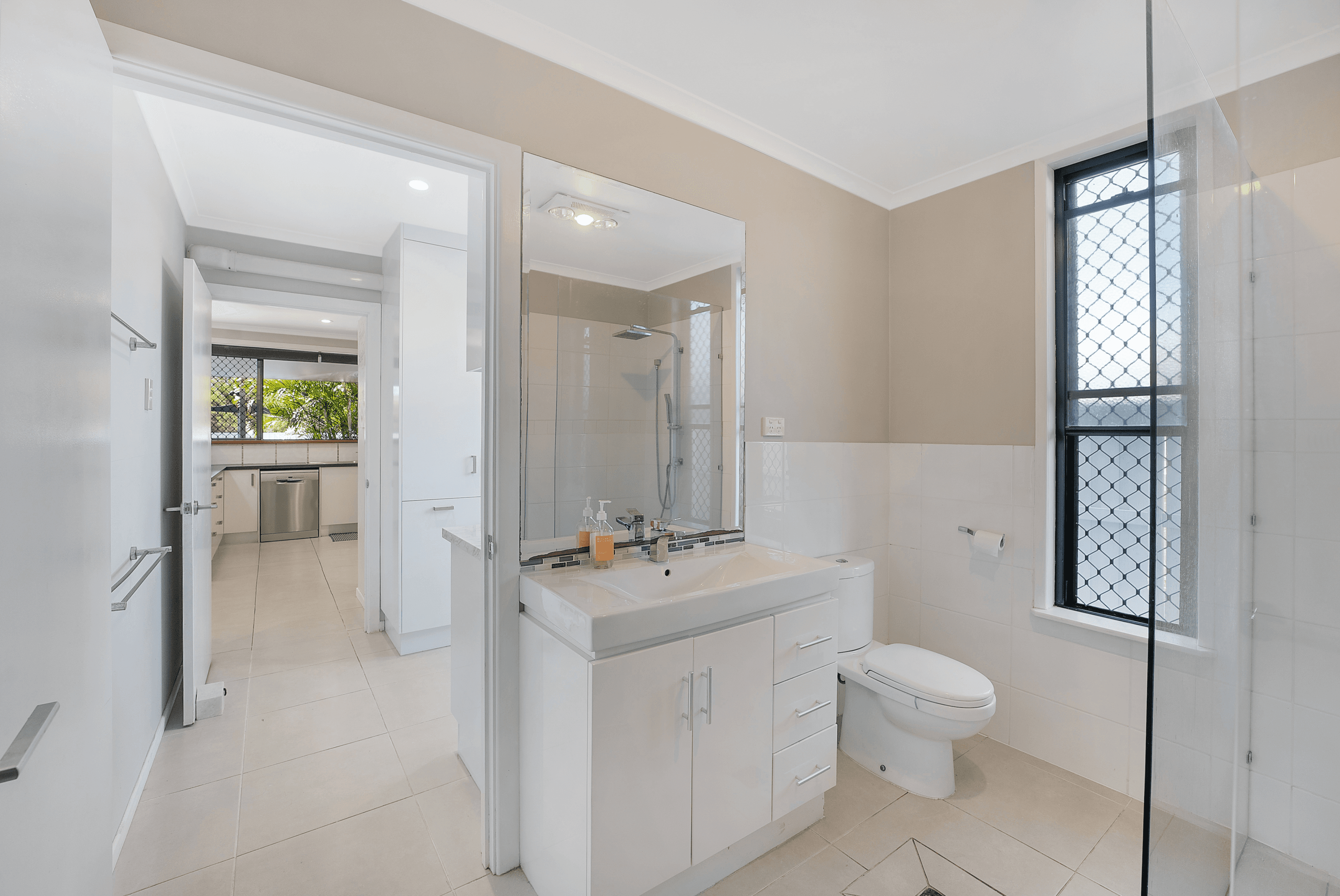 54 Kippa Street, Kippa-Ring, QLD 4021