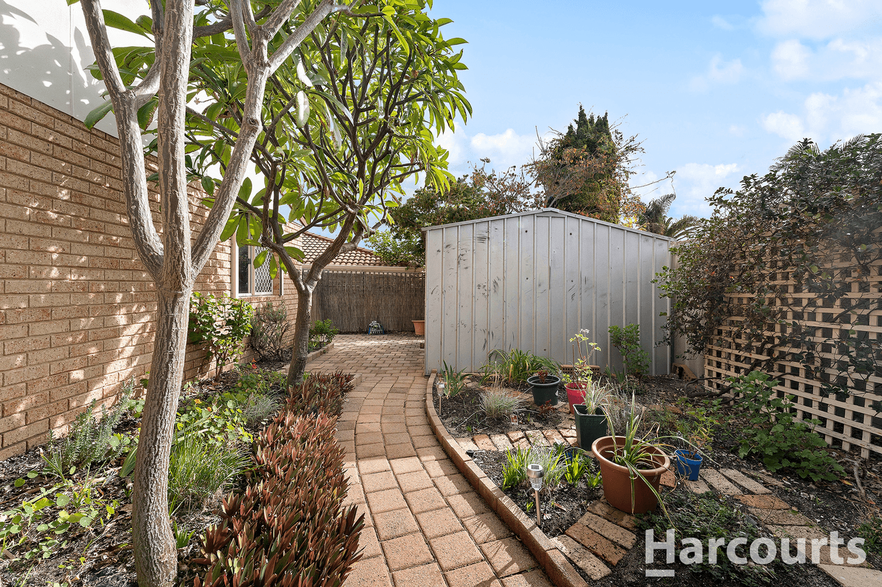 1/3 Fuchsia Place, HALLS HEAD, WA 6210