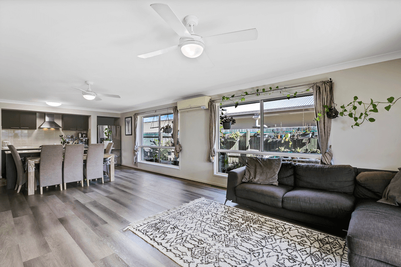 26 Mackerel Street, Mountain Creek, QLD 4557