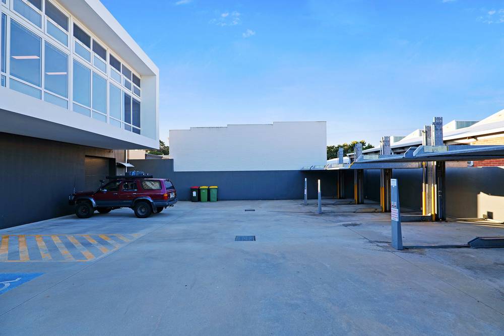 2C Loch Street, Nedlands, WA 6009
