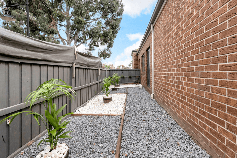 8 Loughton Avenue, EPPING, VIC 3076