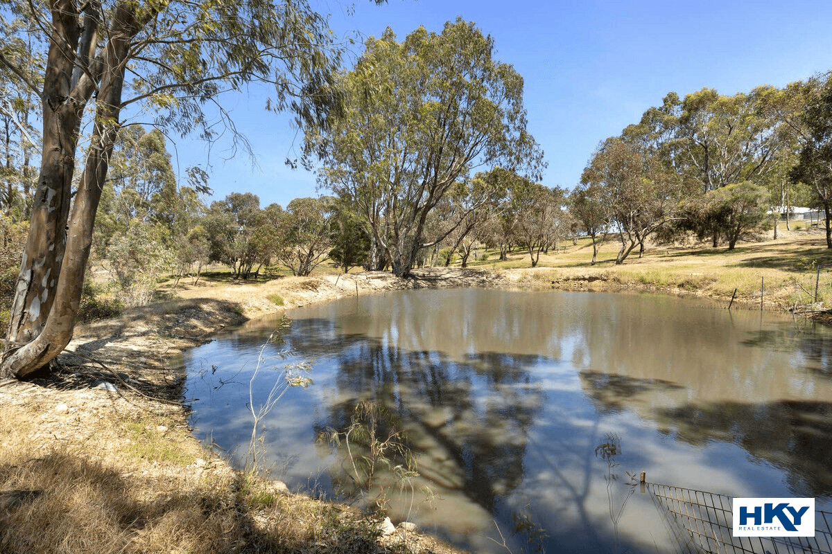 86 Alawoona Circle, Bullsbrook, WA 6084