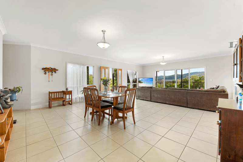 1 Rosemount Close, ROSEMOUNT, QLD 4560