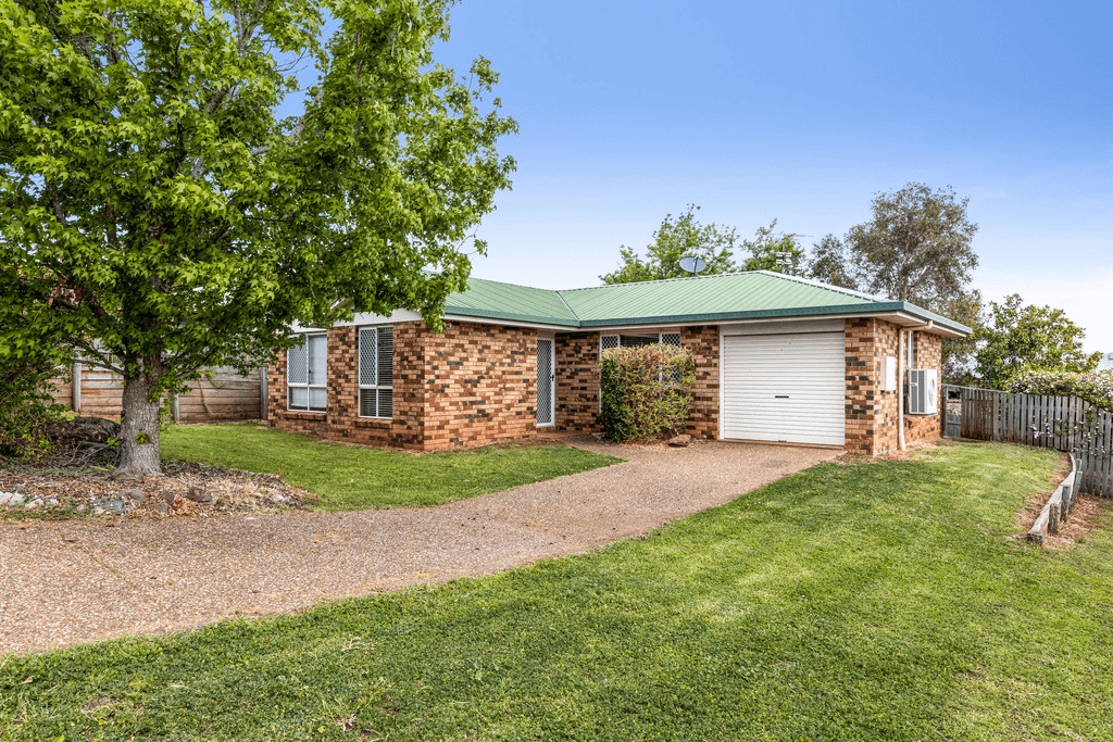 13 Dylan Court, DARLING HEIGHTS, QLD 4350