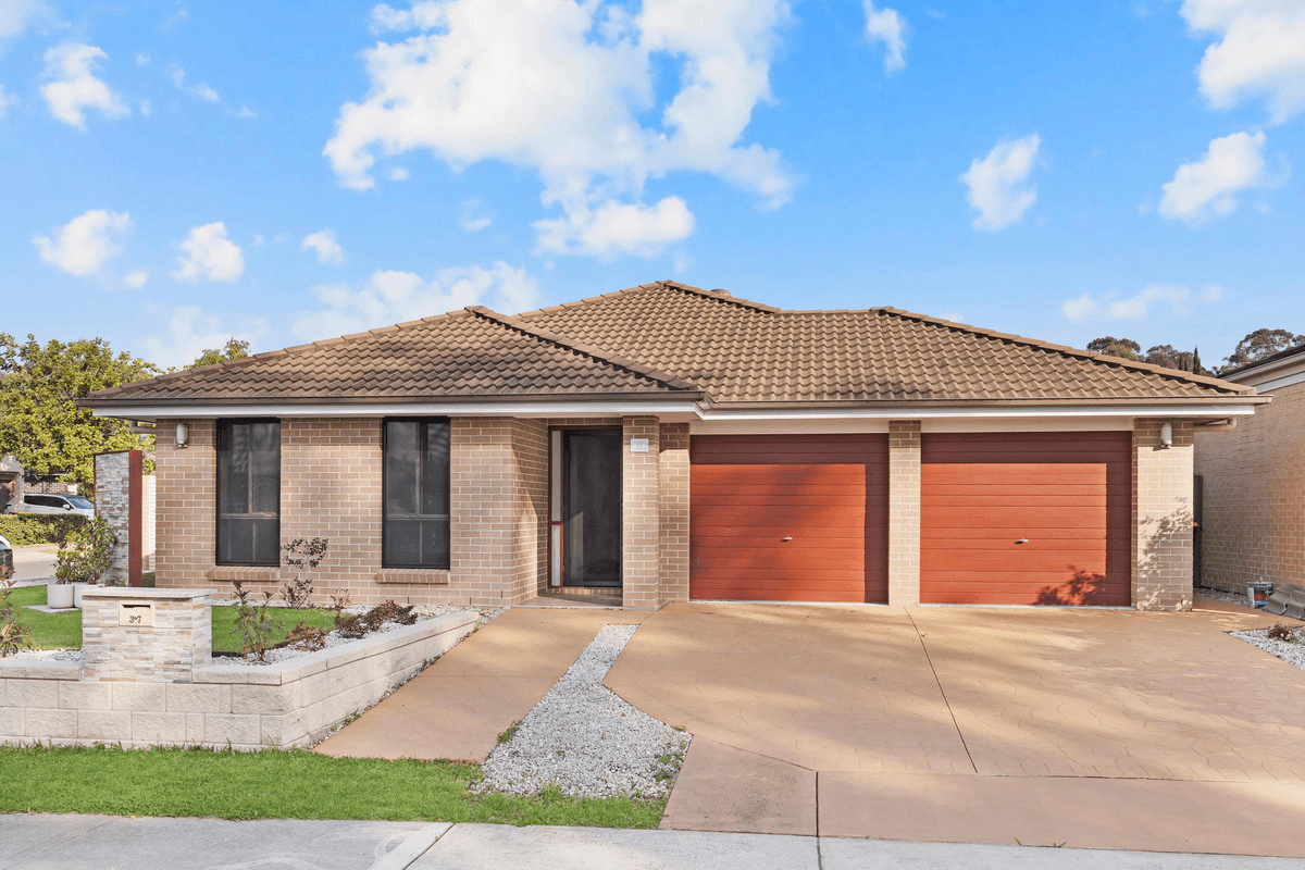 37 Water Gum Drive, Jordan Springs, NSW 2747