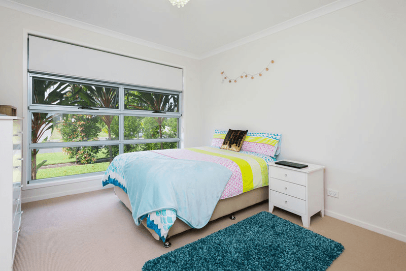 50 Ningaloo Drive, PIMPAMA, QLD 4209