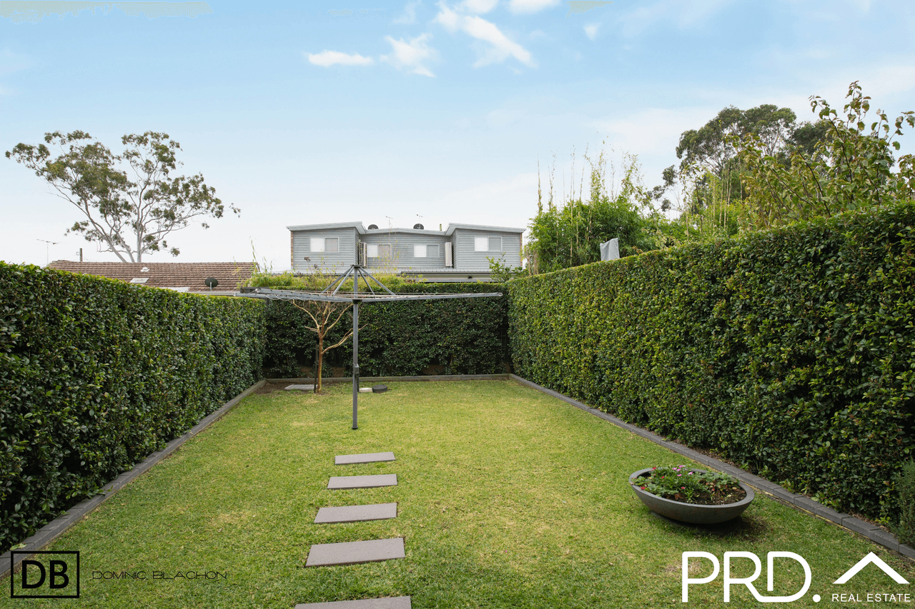10 Alamein Road, REVESBY HEIGHTS, NSW 2212