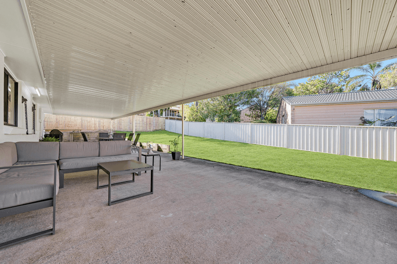 61 Achilles Drive, SPRINGWOOD, QLD 4127