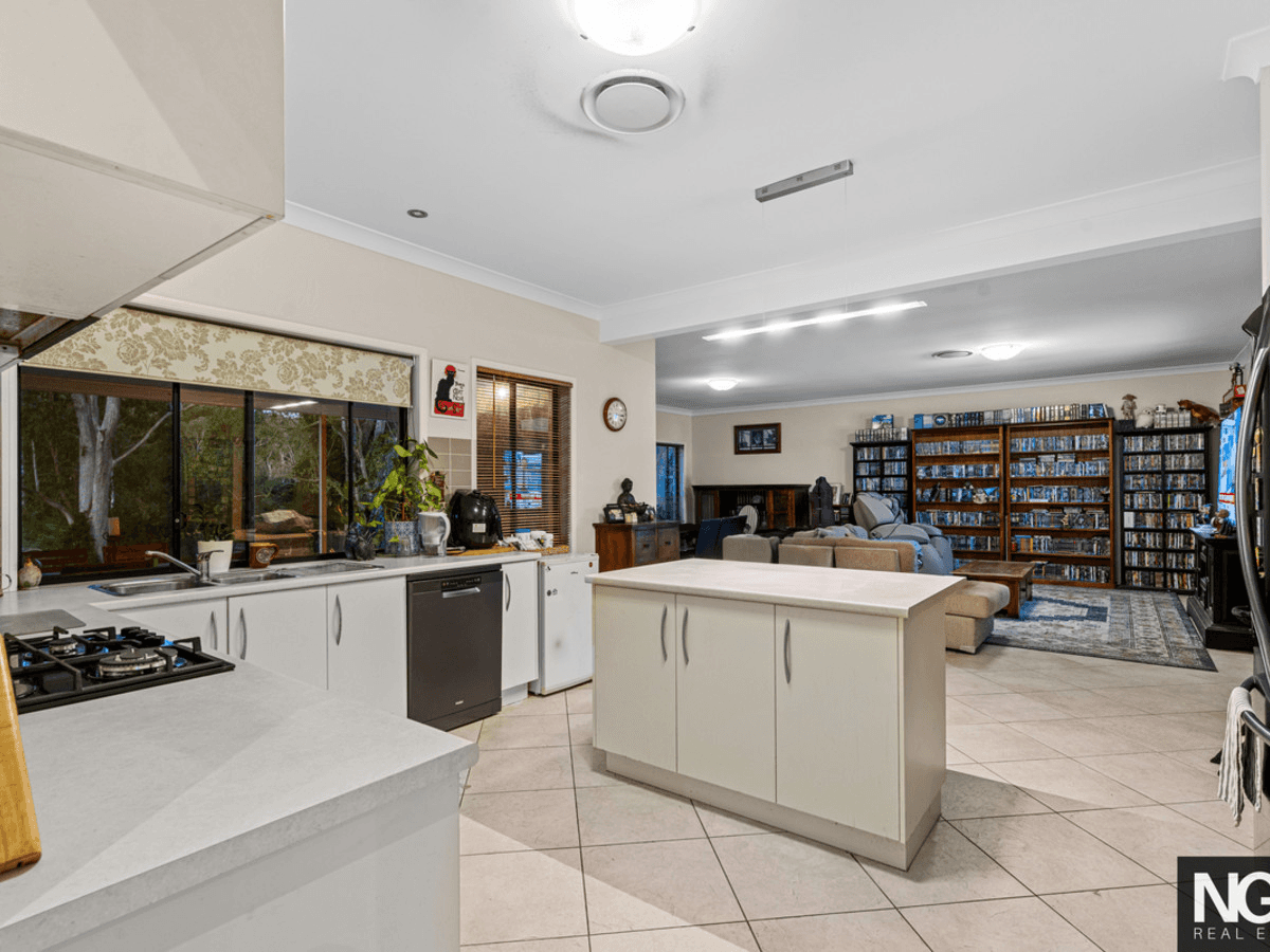 79 President Circle, KARALEE, QLD 4306