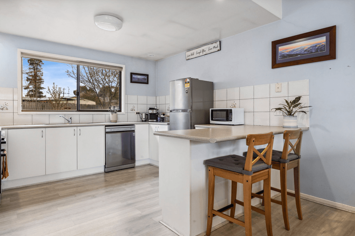 24 Oliver Street, Berridale, NSW 2628