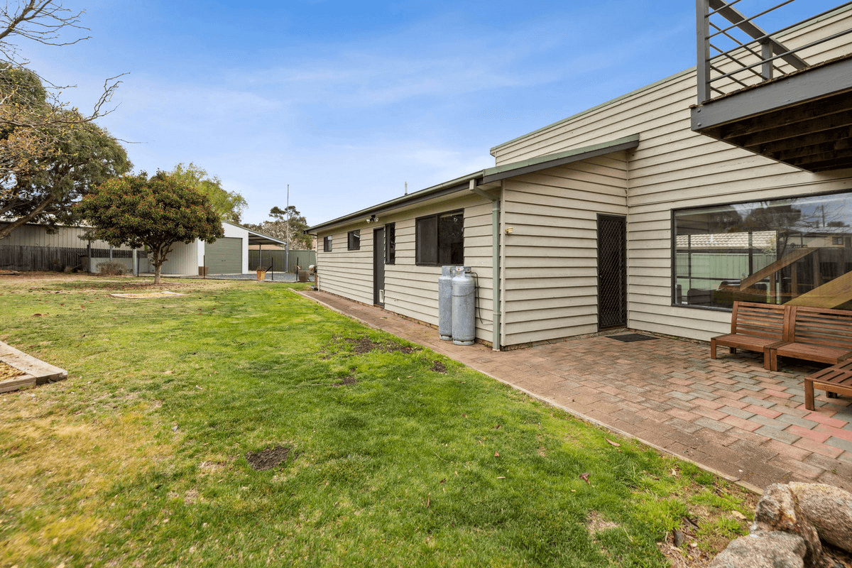 24 Oliver Street, Berridale, NSW 2628