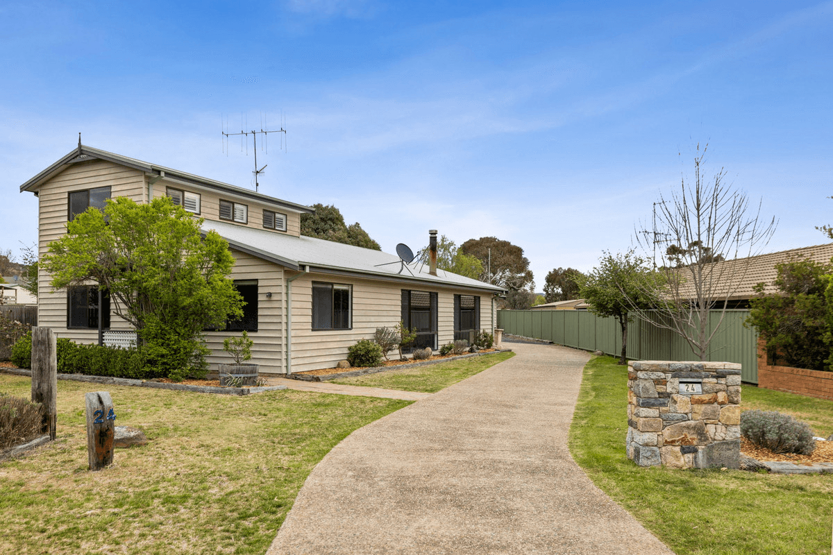 24 Oliver Street, Berridale, NSW 2628