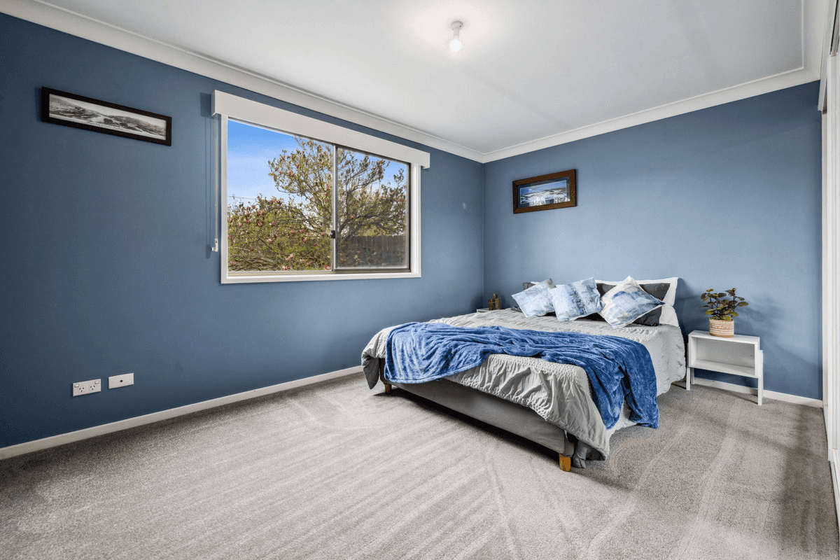 24 Oliver Street, Berridale, NSW 2628