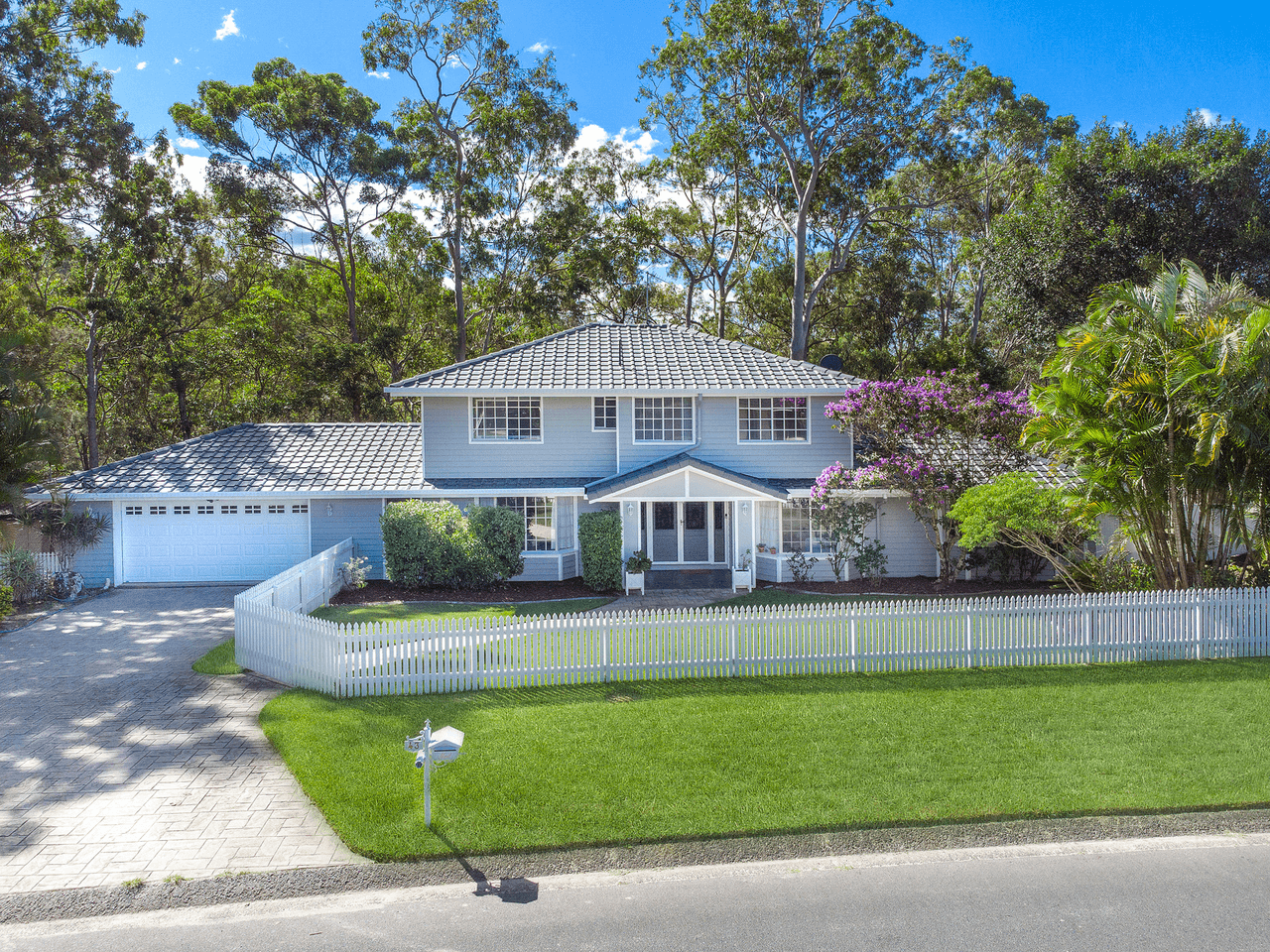 43 Wallaby Drive, MUDGEERABA, QLD 4213