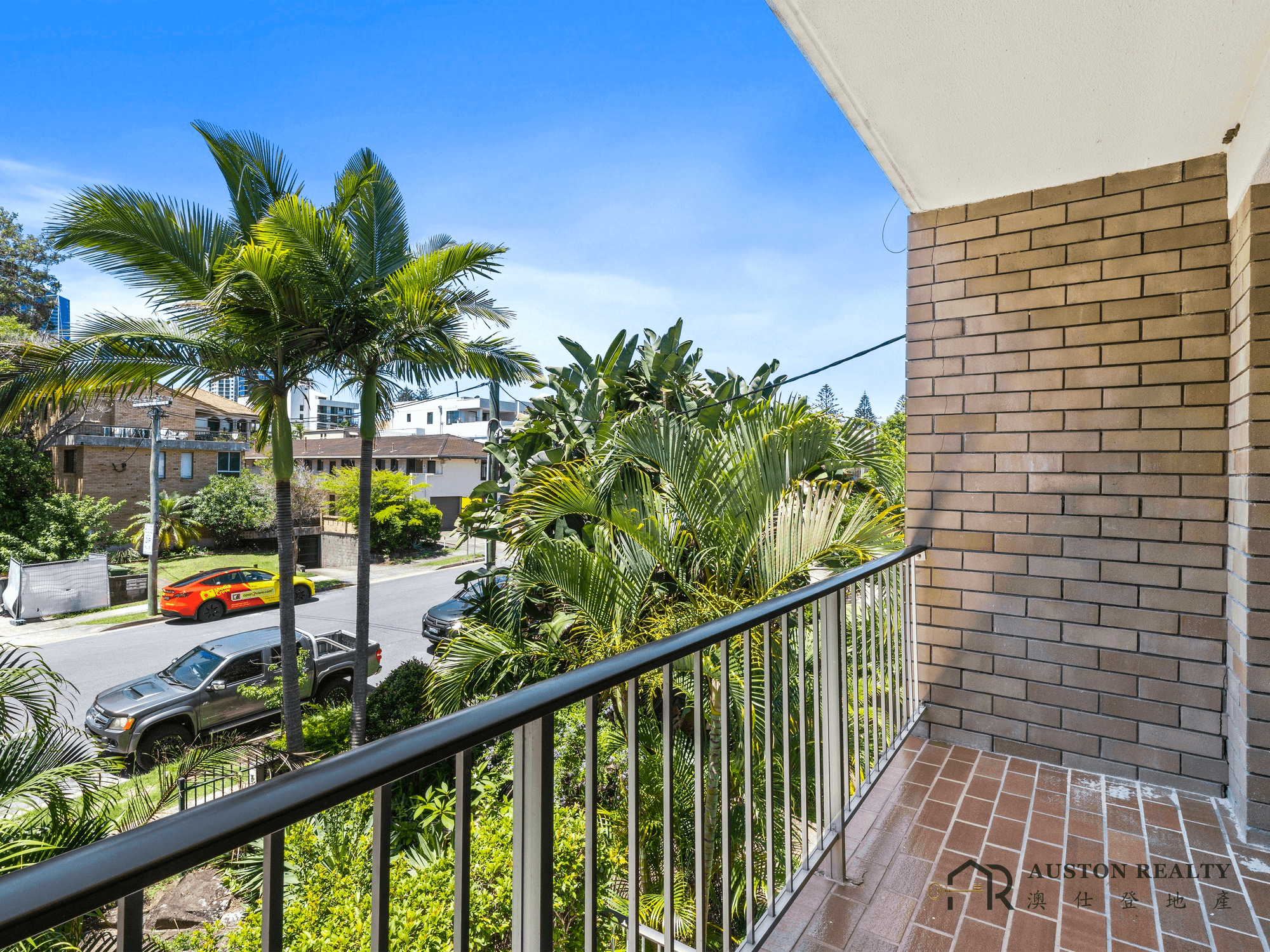 3/16 ROSEWOOD AVENUE, BROADBEACH, QLD 4218