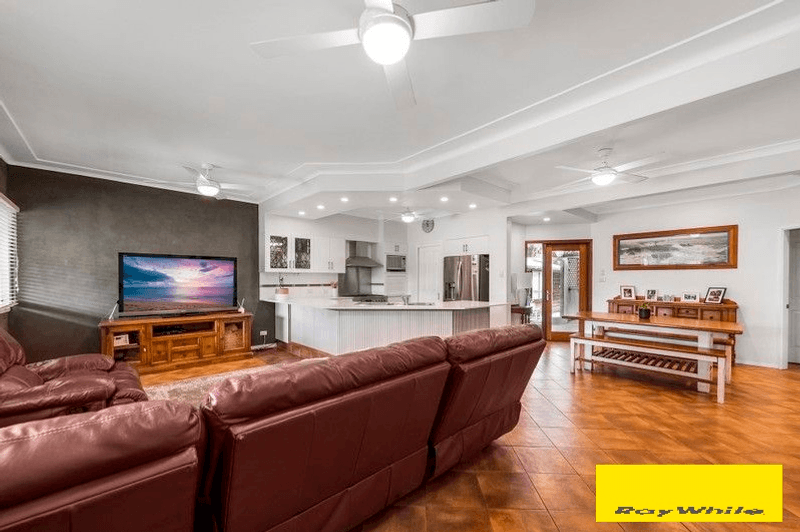 122 Oberon Road, CHITTAWAY BAY, NSW 2261