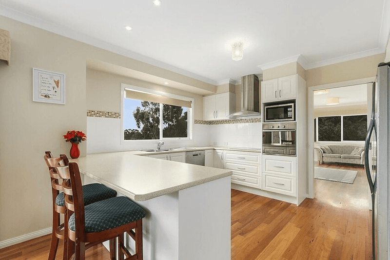 12 Kingscote Dr, Metung, VIC 3904