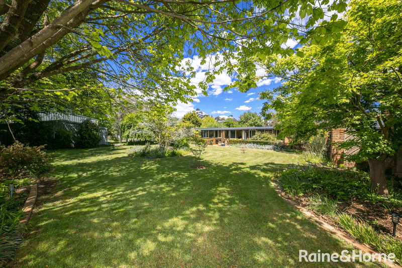 39 Swinburne Avenue, GISBORNE, VIC 3437