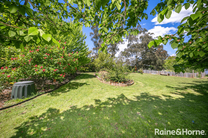 39 Swinburne Avenue, GISBORNE, VIC 3437