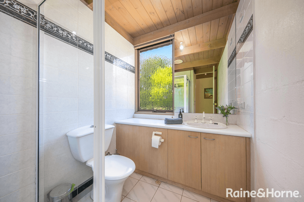 39 Swinburne Avenue, GISBORNE, VIC 3437