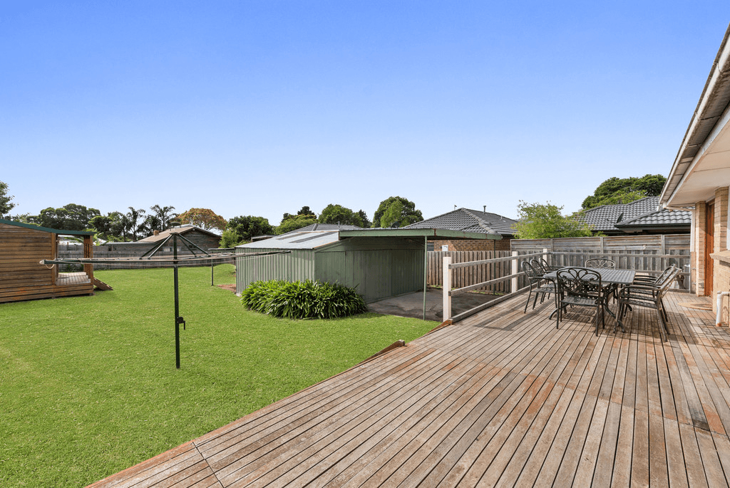 25 Sinclair Road, BAYSWATER, VIC 3153