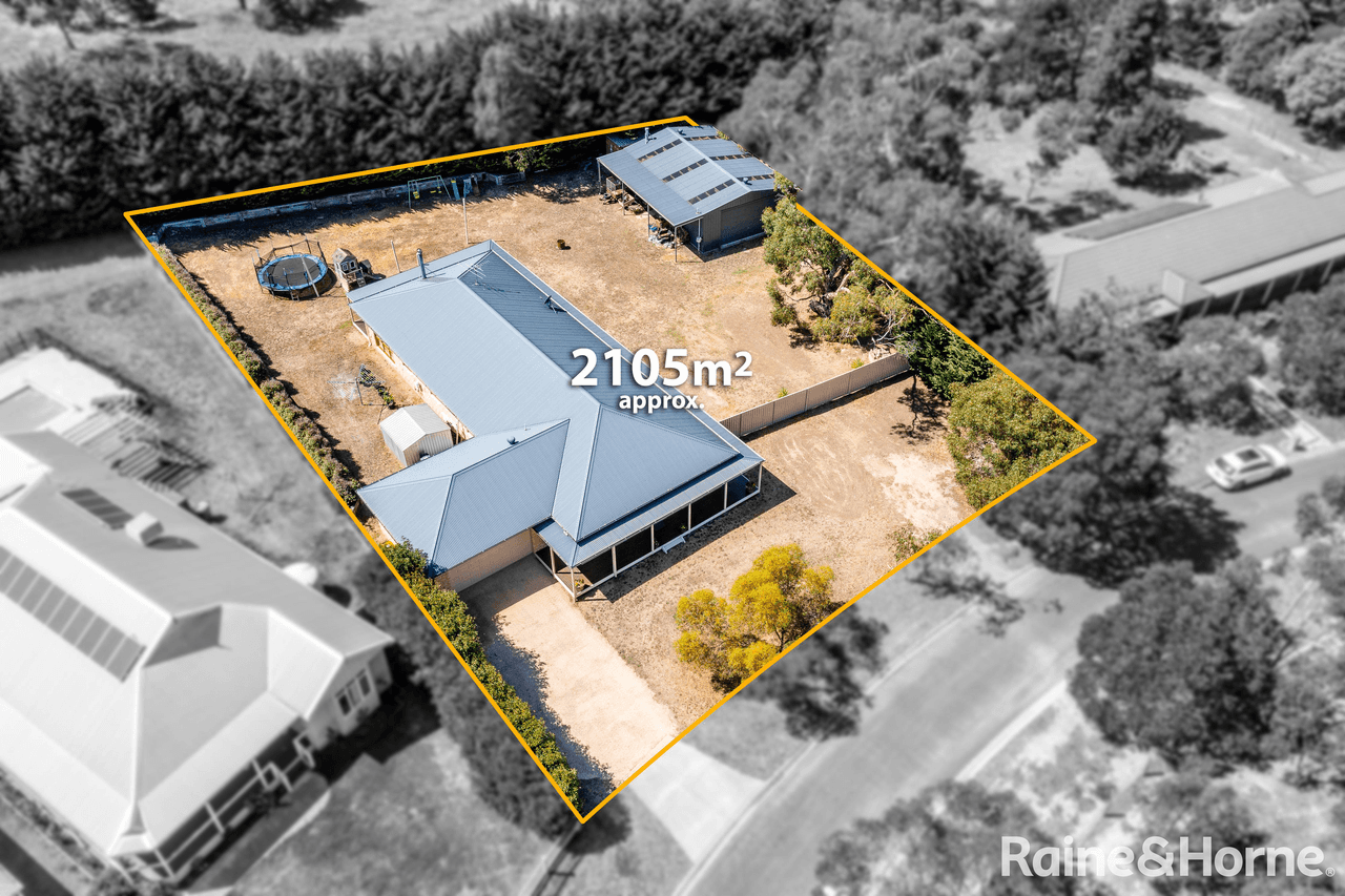 4 Grandview Close, RIDDELLS CREEK, VIC 3431