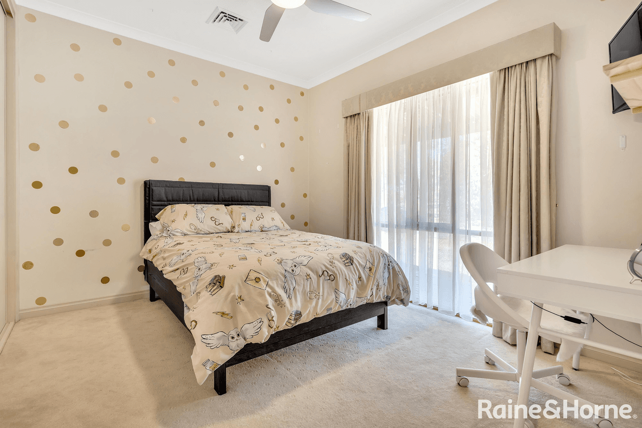 4 Grandview Close, RIDDELLS CREEK, VIC 3431