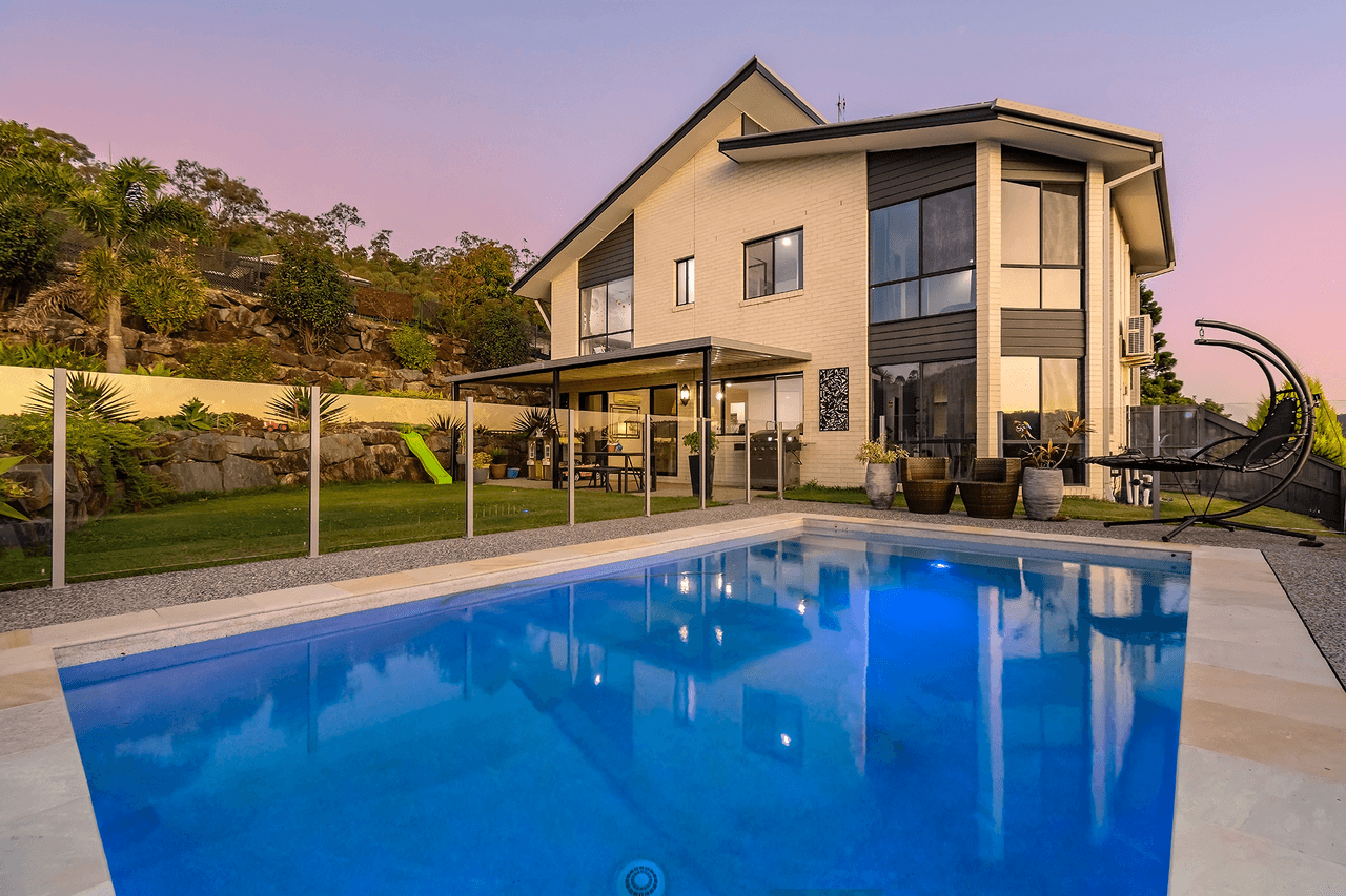 12 Sangster Crescent, PACIFIC PINES, QLD 4211