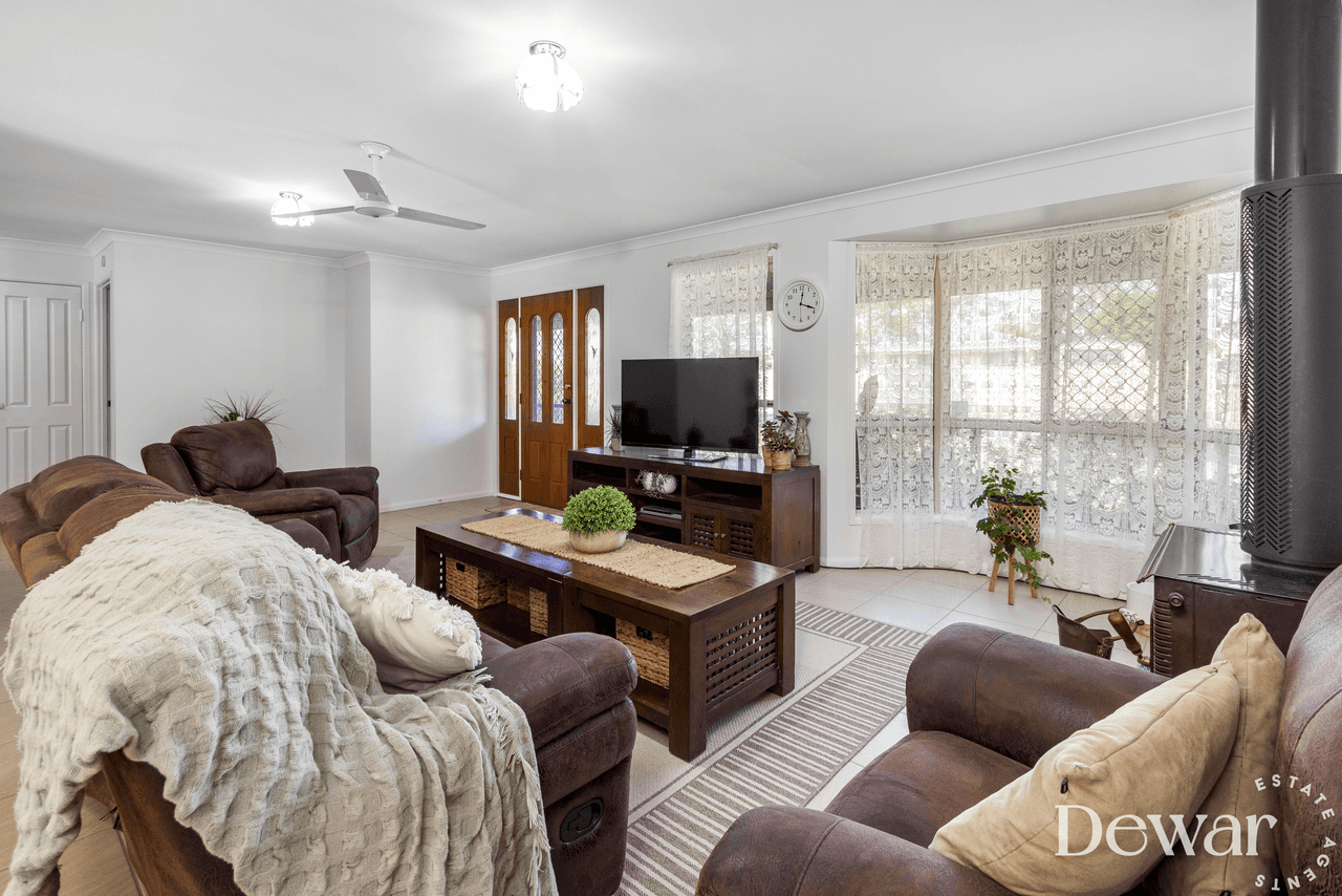 44 Silkyoak Drive, MORAYFIELD, QLD 4506