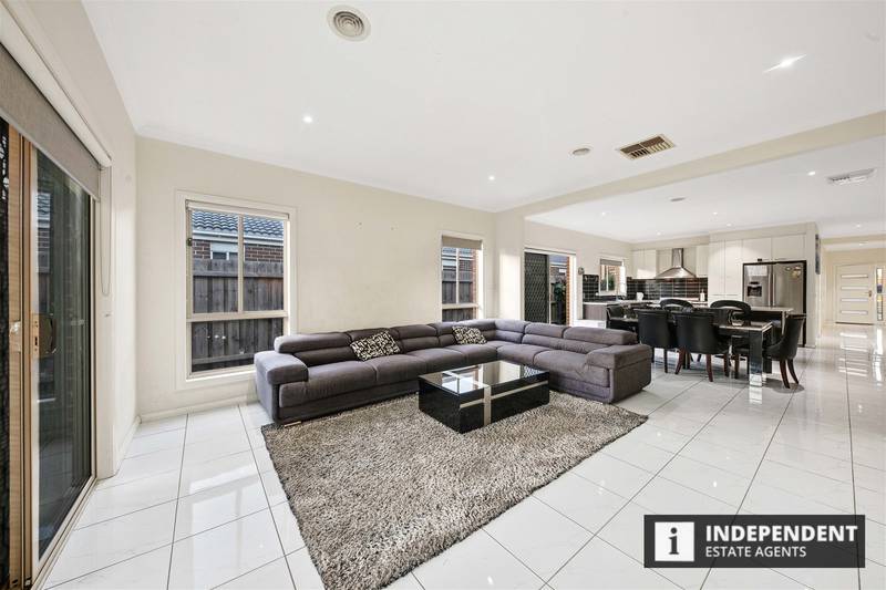 16 Hedgerow Avenue, BROOKFIELD, VIC 3338